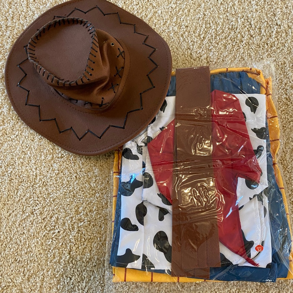 NewToy Story Woody Costume. Size Adult Medium sealed.